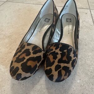 Anne Klein Leopard Print Women's Flats